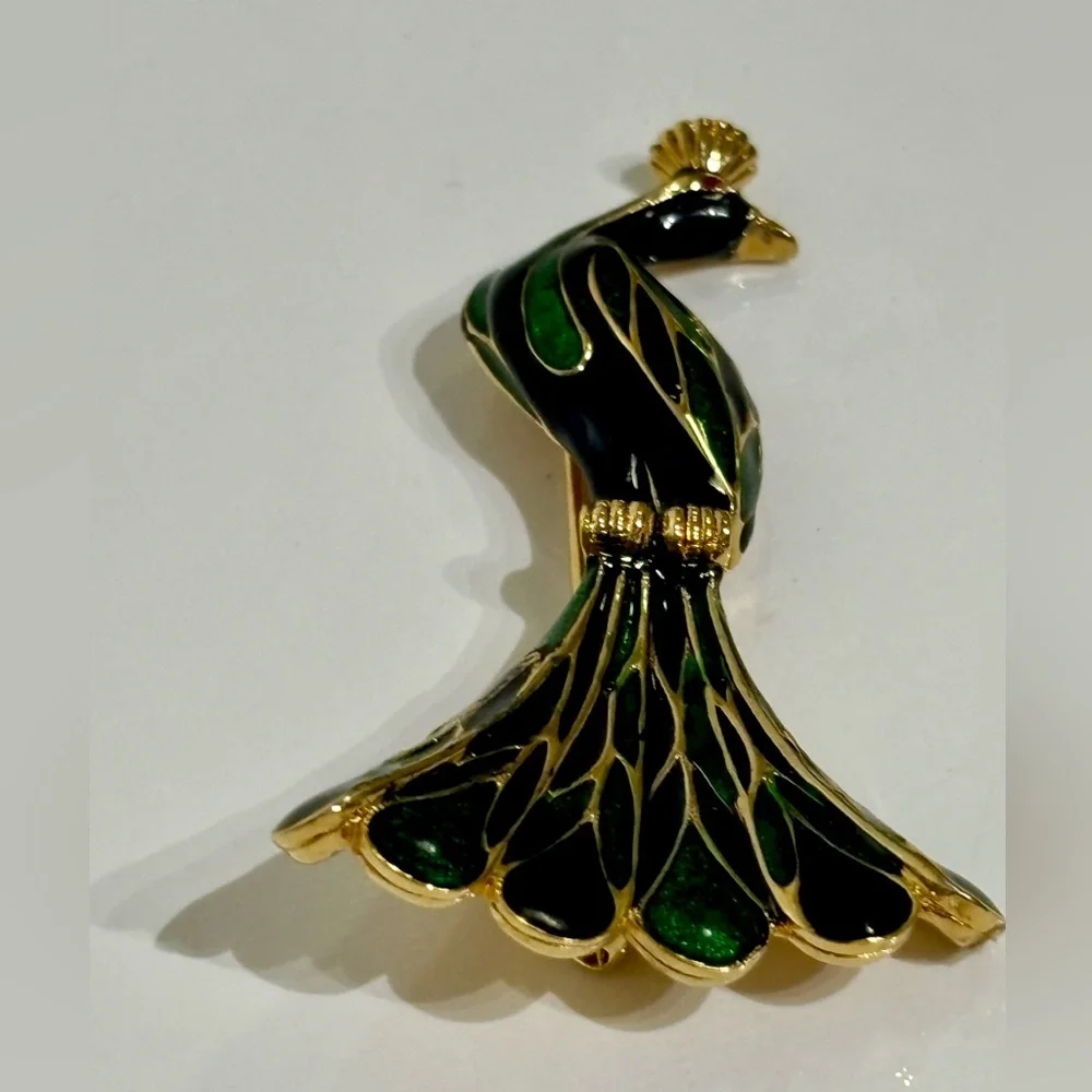 Vintage Rare D”Orlan Enamel Peacock Gold tone Brooch - Picture 7 of 10